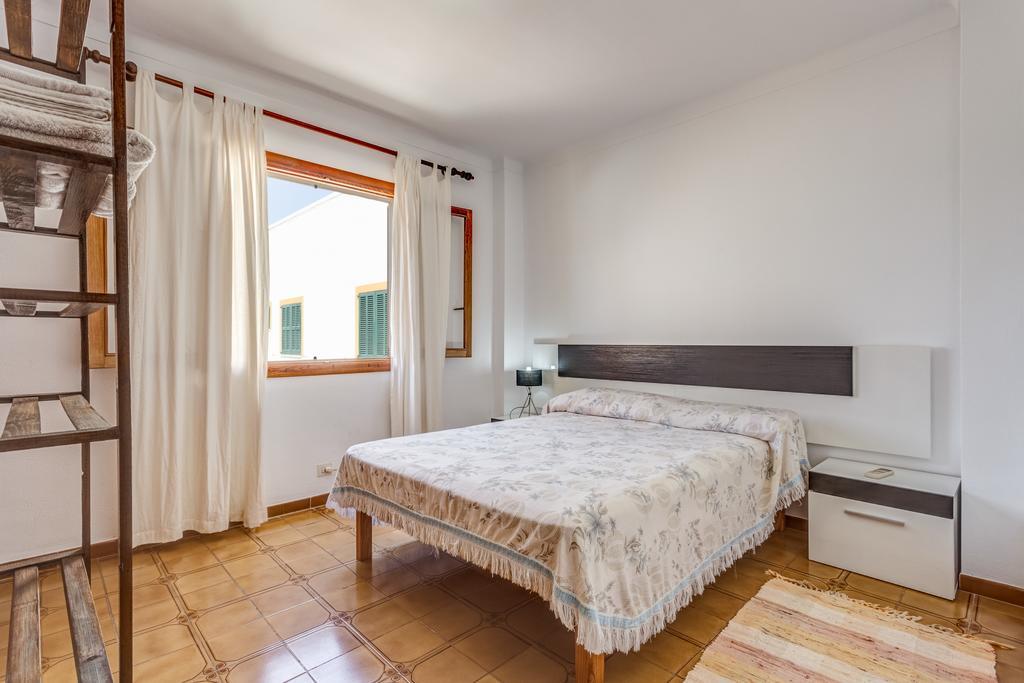 Apartamentos Obrador Colonia de Sant Jordi Quarto foto