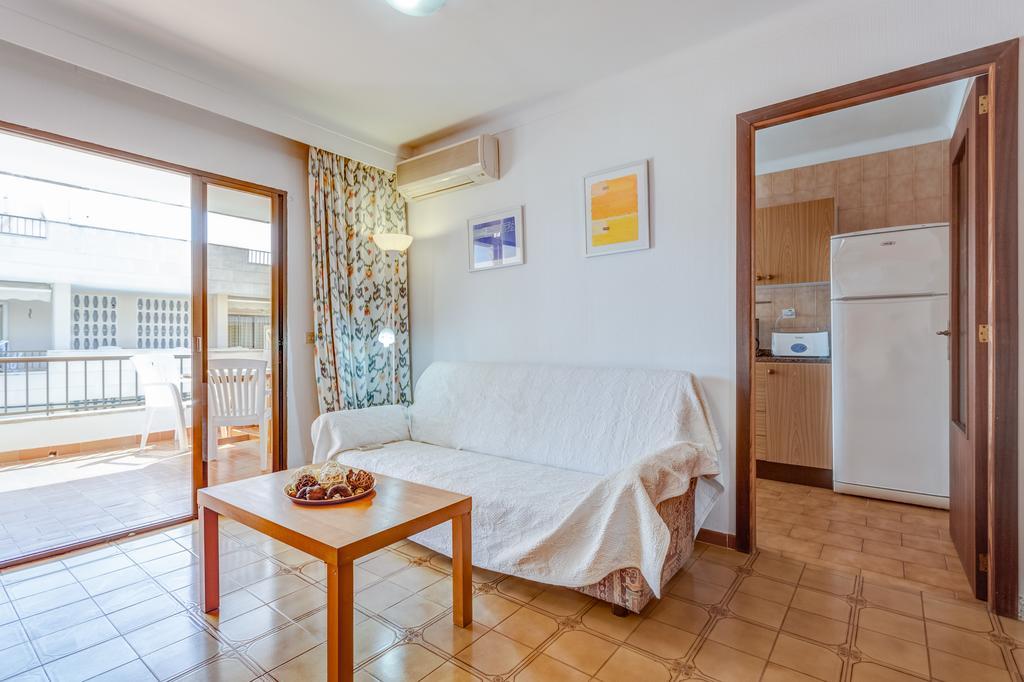 Apartamentos Obrador Colonia de Sant Jordi Quarto foto